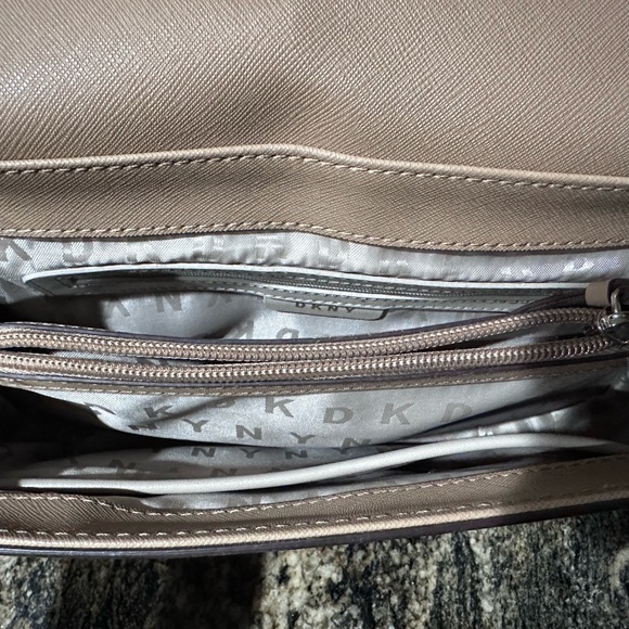 DNKY Sina Flap Shoulder Bag - Picture 7 of 7